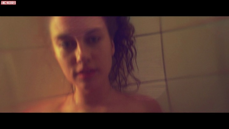 Natalia Germani nudo 70