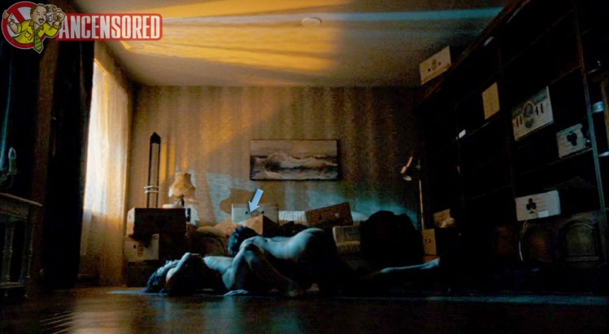 Noomi Rapace foto nuda 12
