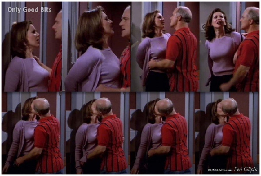 Peri Gilpin foto nuda