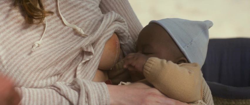 Rachel Hurd-Wood nudo