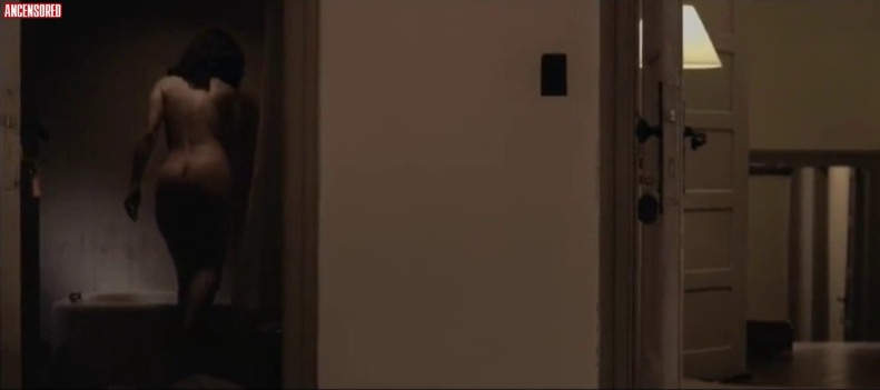 Romina Ricci seno nudo
