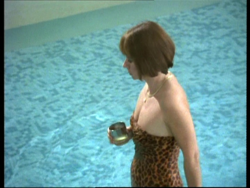 Rosalind March le tette sono visibili 96
