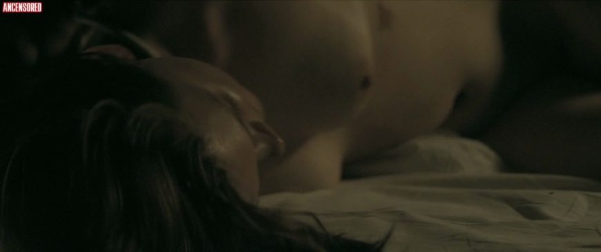 Sandra Drzymalska con la gonna 24