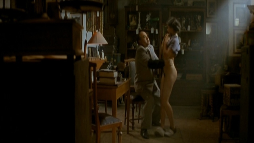 Tiziana Lodato gambe 34